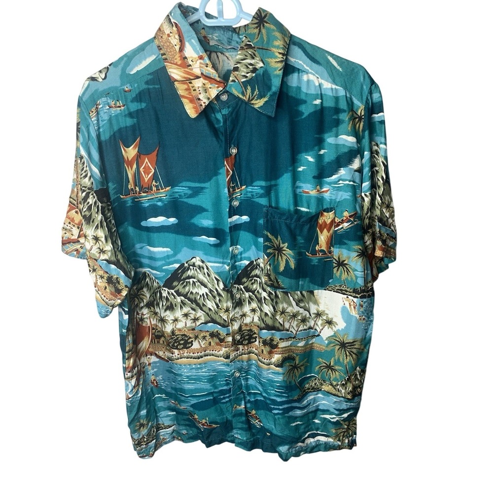 Vintage‎ Hawaiian Button down Shirt Mens M Unique Island Boat Volcano resort